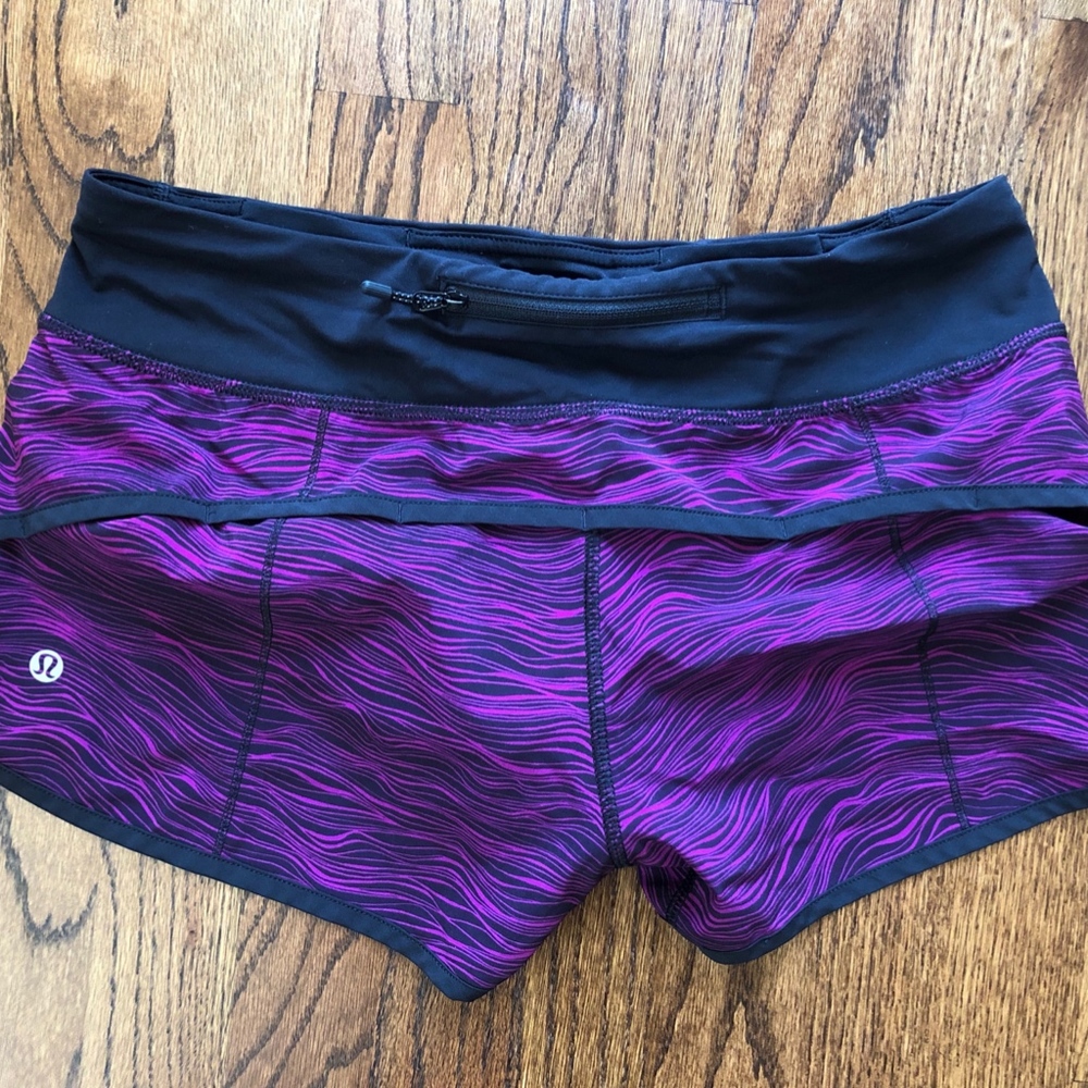 Lululemon 2.5" Speed Short - Life Lines